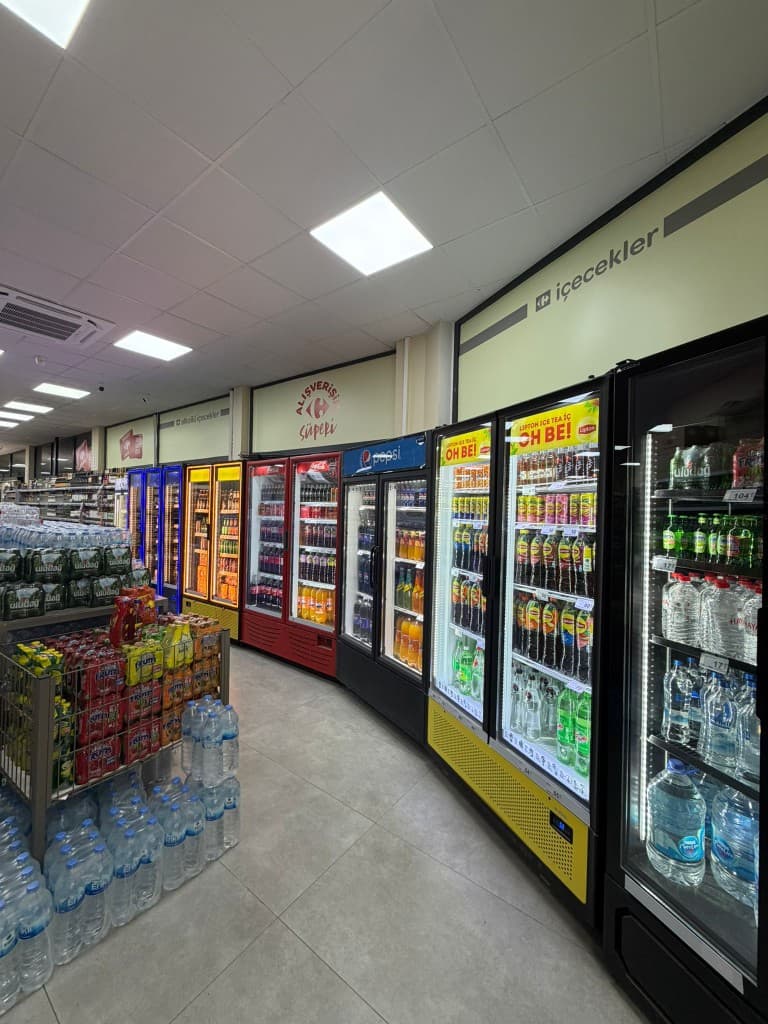 İçecek reyonu — Markam Alışveriş · Yeşiltepe CarrefourSA Didim
